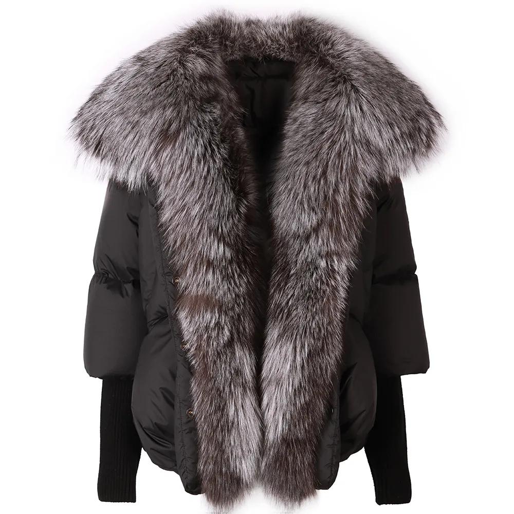Daunenpufferjacke mit Pelzkragen