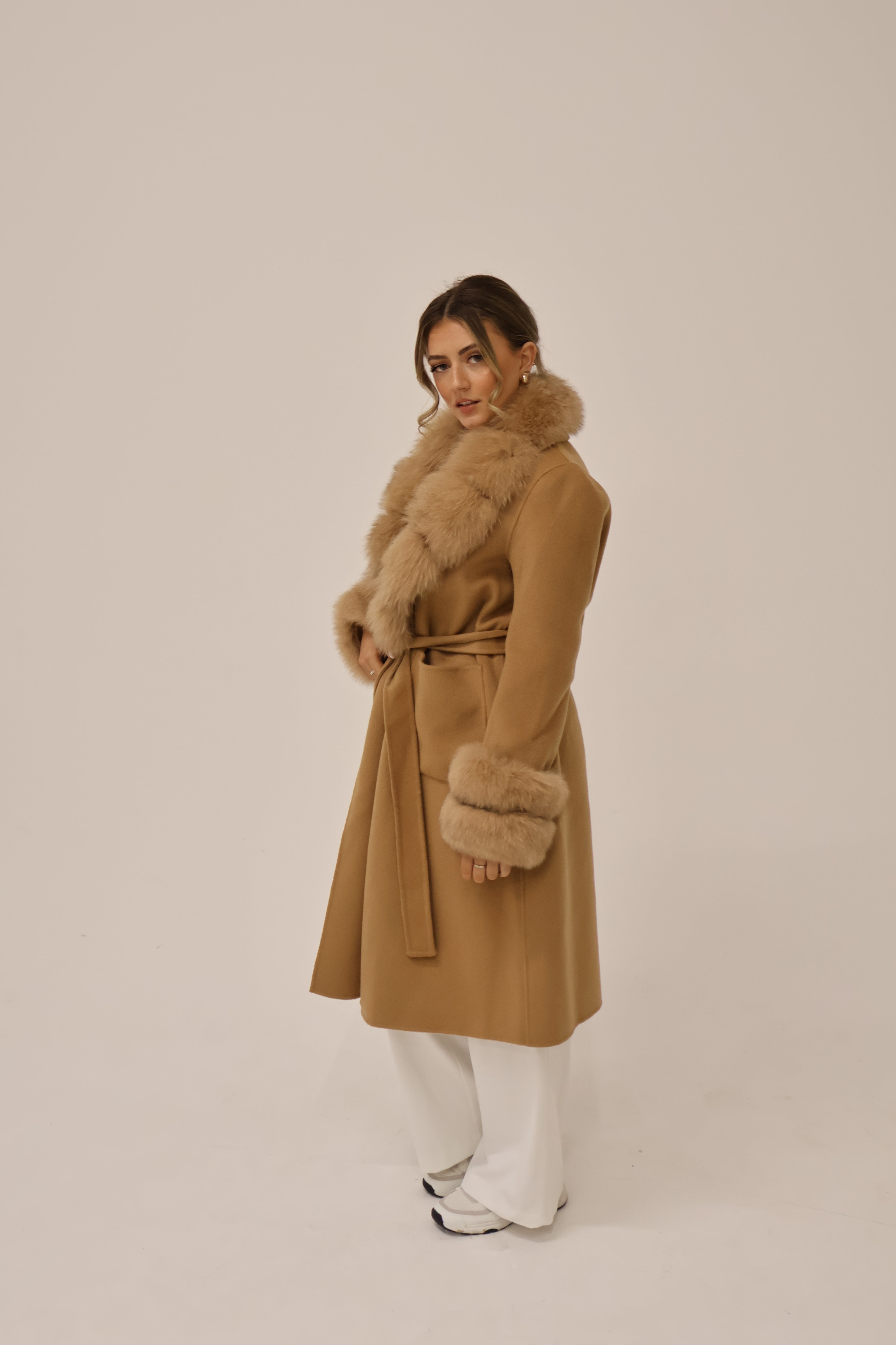Cashmere Coat with Fur | Dolcie London