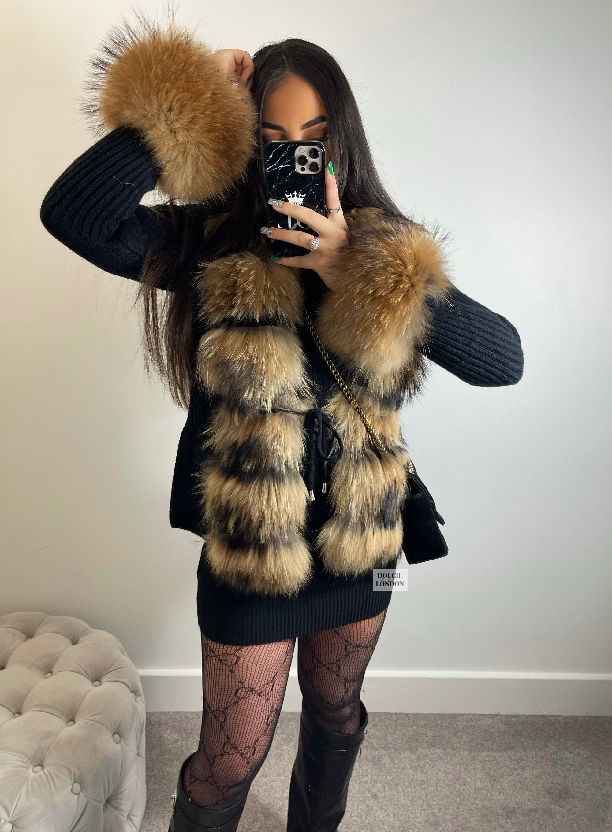 Real fox fur cardigan for women. Fur trimmed knitted cardigan. Luxury natural fox fur cardigan with collar &amp; cuffs. Knitwear with fur. Detachable, removable fur made with a stretchy wool cardigan. Free UK, EU &amp; USA delivery.  Fur coat. Women&#39;s knitwear. Fur trimmed knitwear cardigan. Real fur coats. Fur coats. Winter coats women&#39;s. Fur jackets womenswear. Luxury fur jacket. Premium high quality fur coats. 